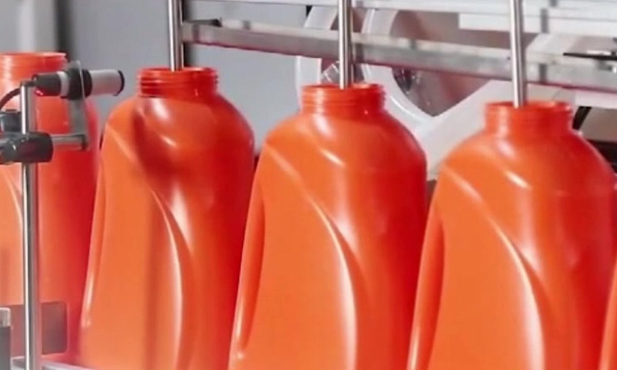 Cleaning-product bottle lines machinery option